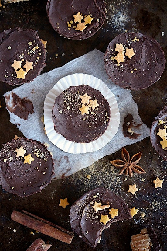Chai Spiced Blondie Bites with Chocolate Espresso Frosting